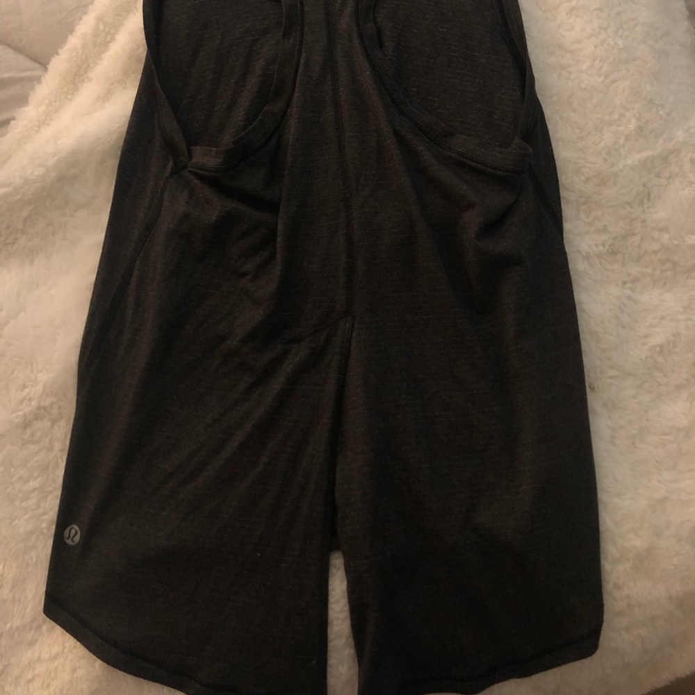 Lulu tank top size small
